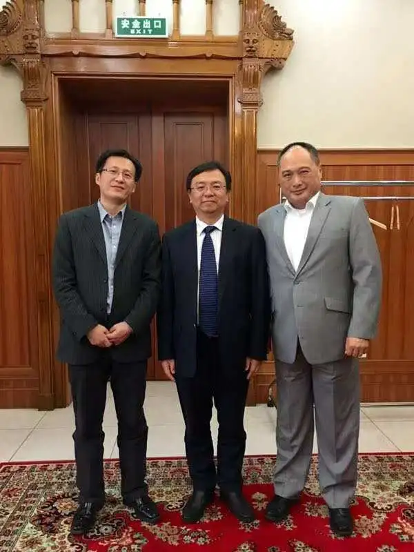 我会领导参加比亚迪欧洲总部落户匈牙利仪式 
